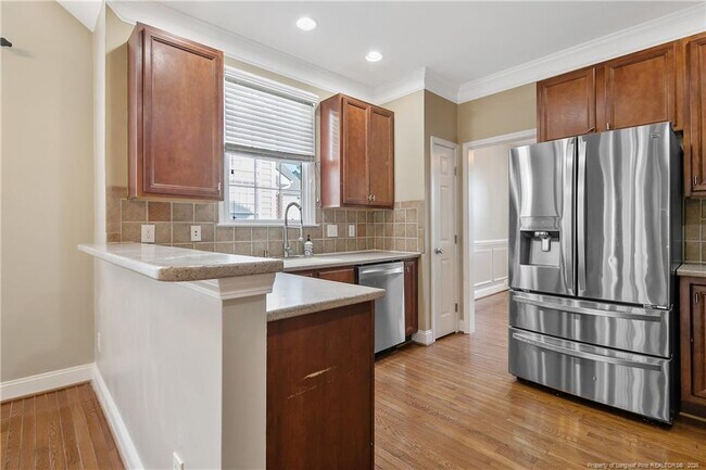 Building Photo - 147 Lamplighter Way