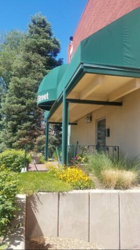 Building Photo - 200 Pearl St