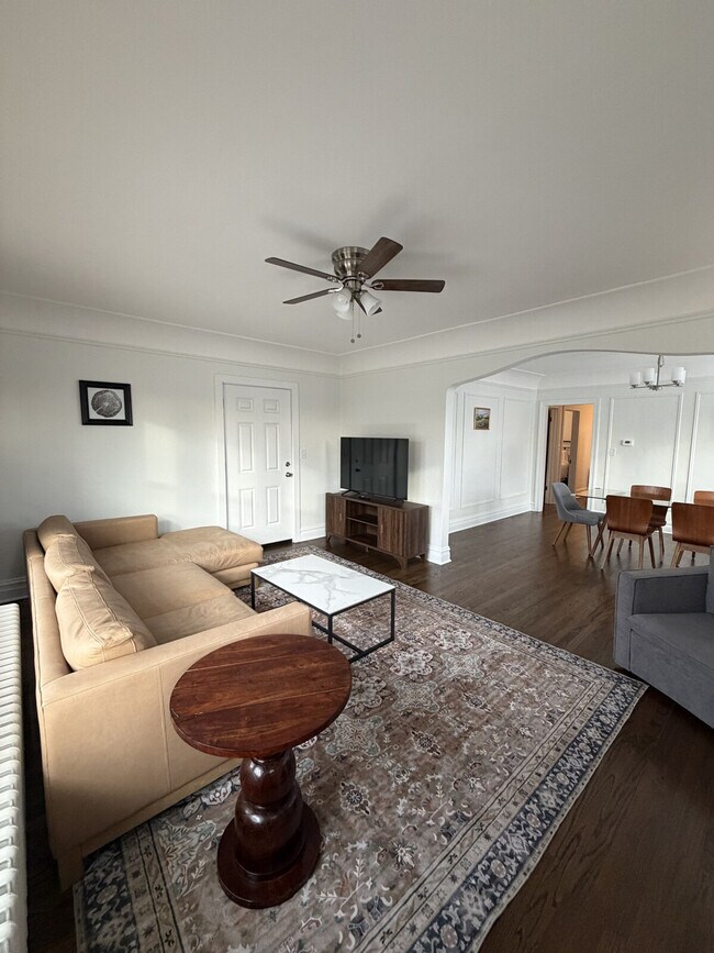 Building Photo - 906 W Keith Ave