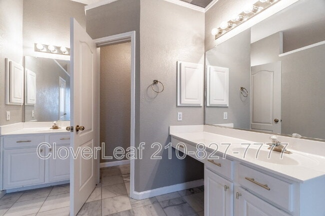 Building Photo - 20910 El Suelo Bueno