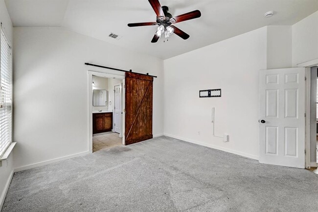 Building Photo - 16316 McAloon Way