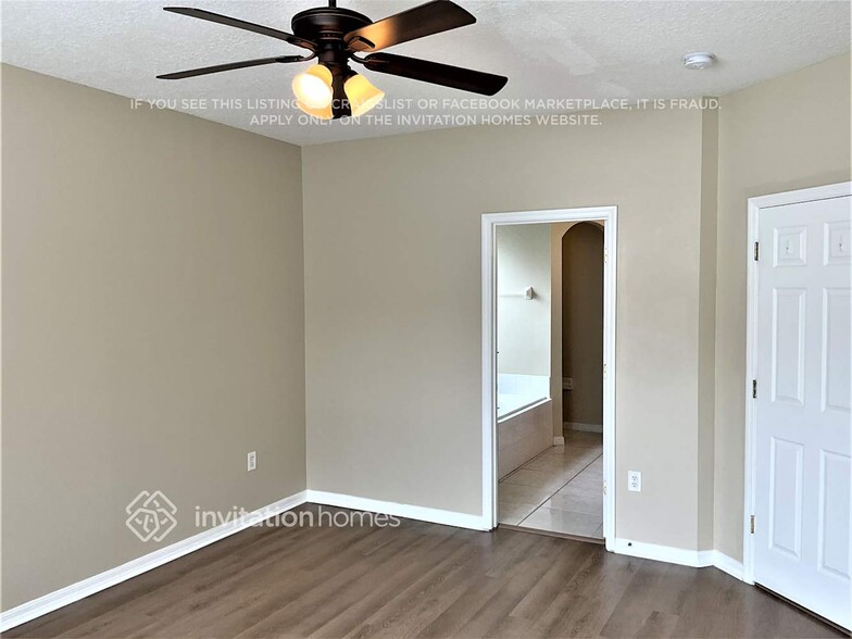 Building Photo - 2433 Glasbern Cir