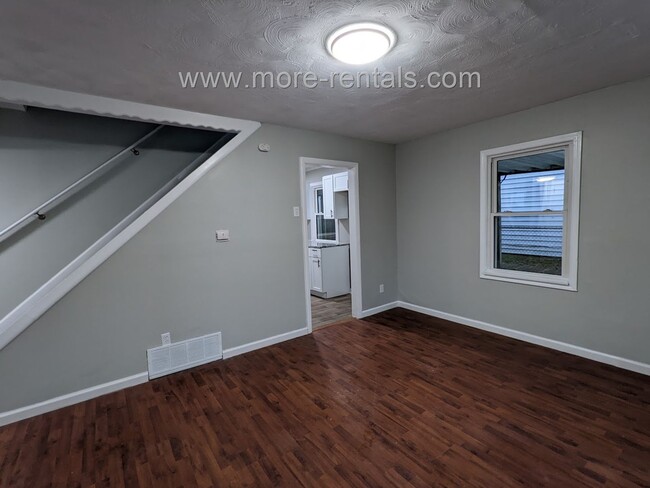 Building Photo - Newly remodeled house on a dead-end street