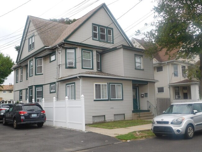 Primary Photo - 199 Whitney Ave