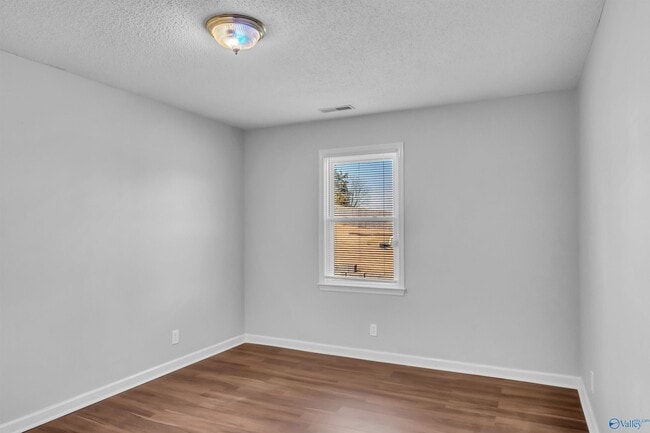 Building Photo - 212 Warfe Ct