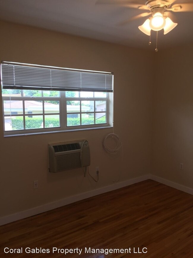 Building Photo - 301 Madeira Ave