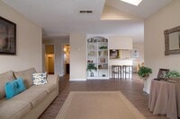Building Photo - 4800 Lamonte Ln