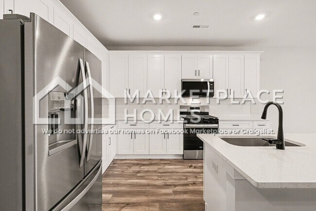 Building Photo - 4017 Norman Dr