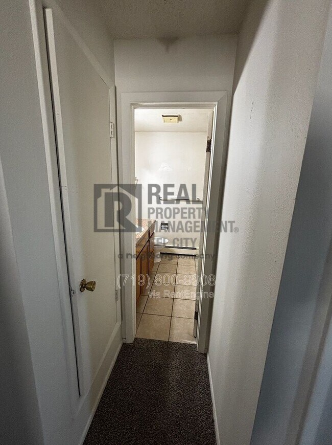 Building Photo - 3421 Baltimore Ave