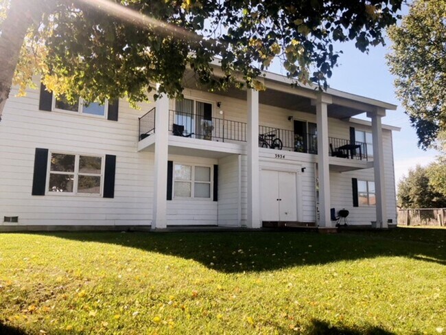 Building Photo - 3934 W 30th Ave