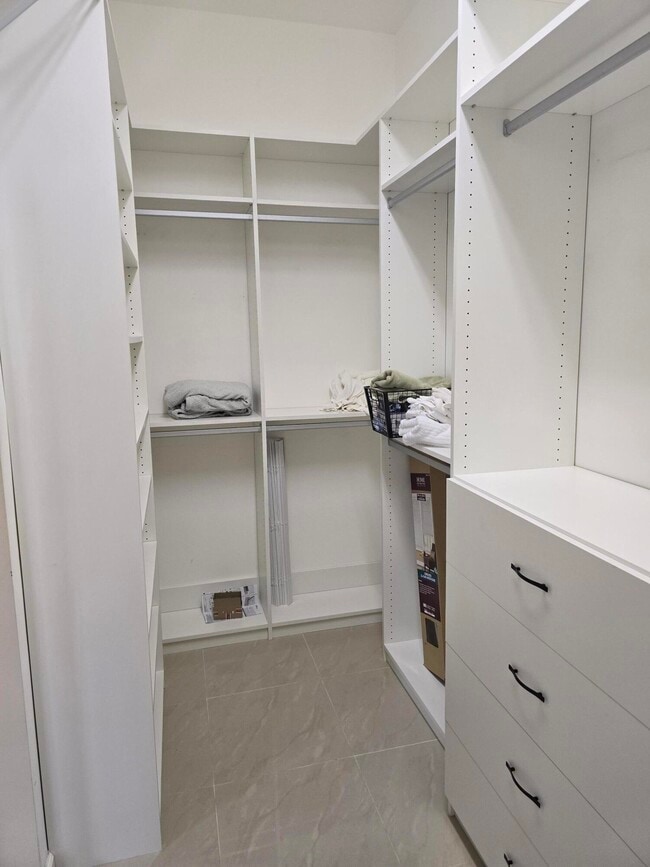 Building Photo - 6179 Bear Creek Ct