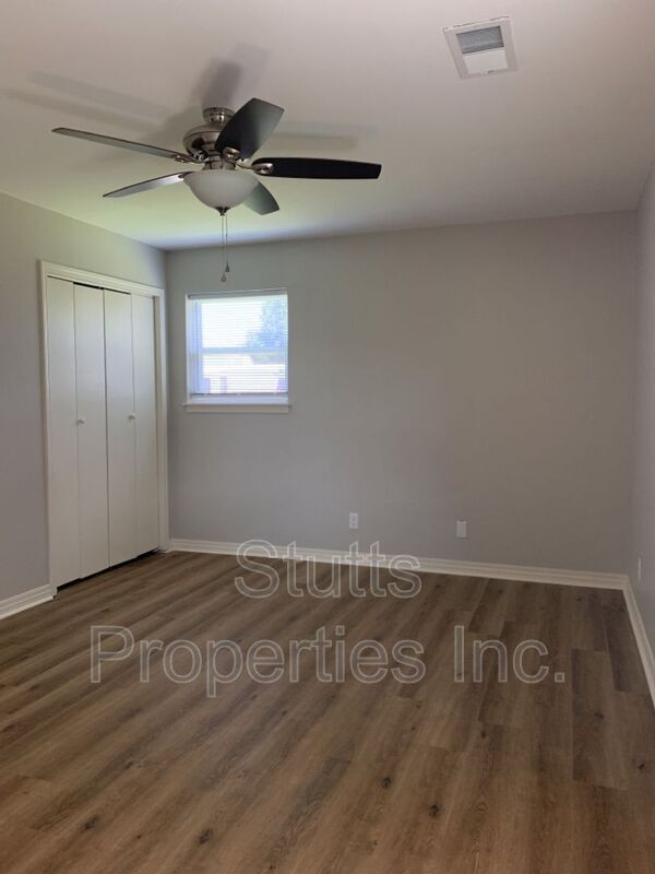 Building Photo - 1307 S Adams St