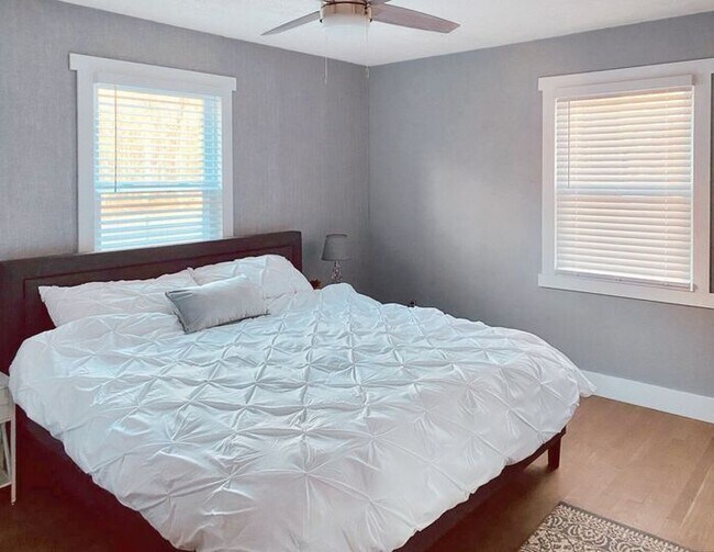 Building Photo - Coming Soon! Mid Century Modern Cape Cod i...