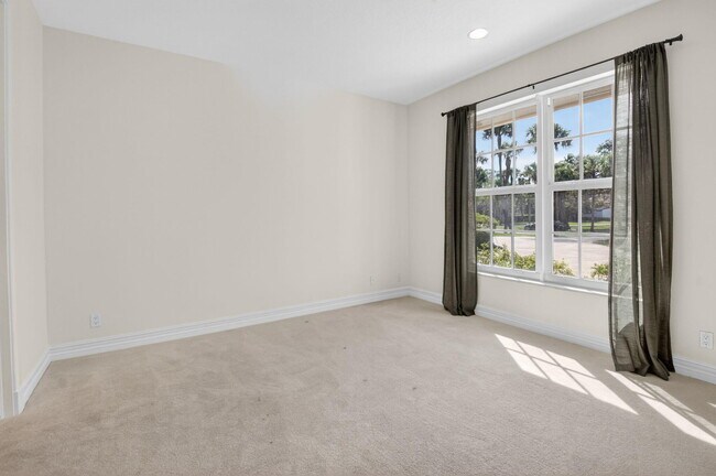 Building Photo - 16164 Bridlewood Cir