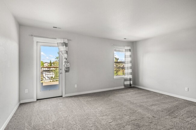 Building Photo - Exquisite 4 Bed, 2.5 Bath Redmond Retreat: Endless Backyard Amenities, Farmhouse Upgrades, and Tr...