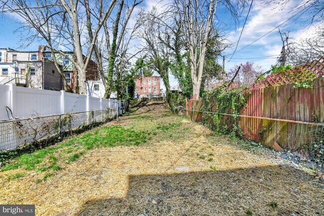 Building Photo - 716 Gorsuch Ave