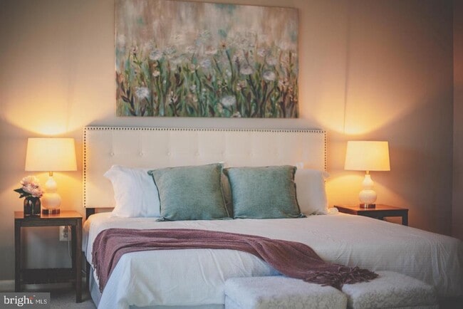 Building Photo - 44848 Tiverton Sq