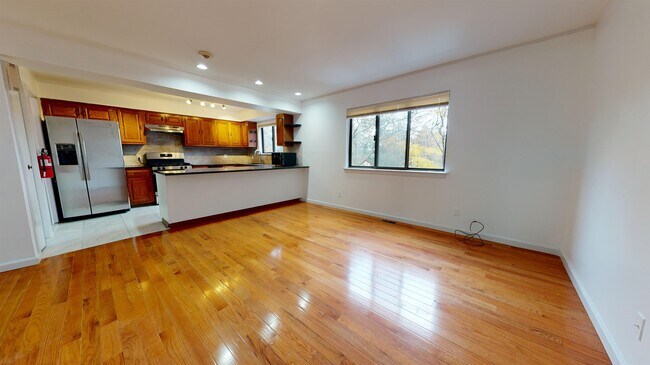 Building Photo - 602 Sanderling Ct