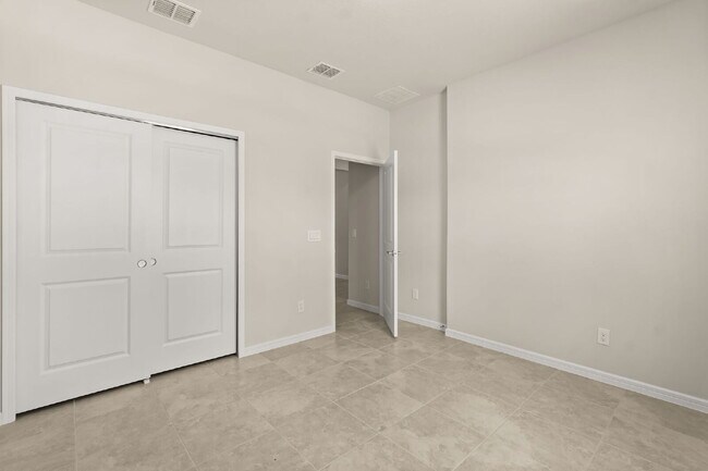 Building Photo - 2715 Clear Night Ave