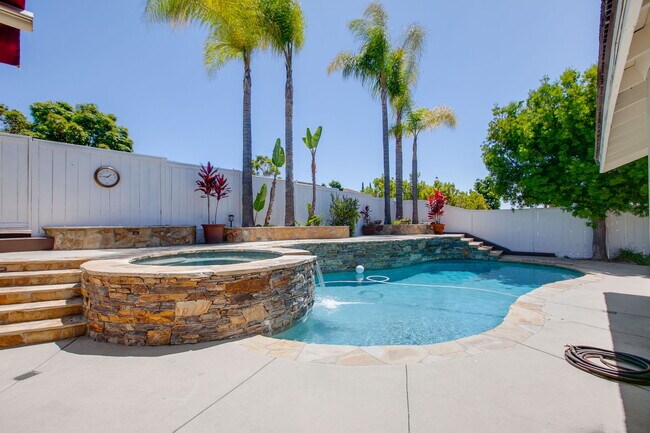 Building Photo - 7446 Trigo Ln