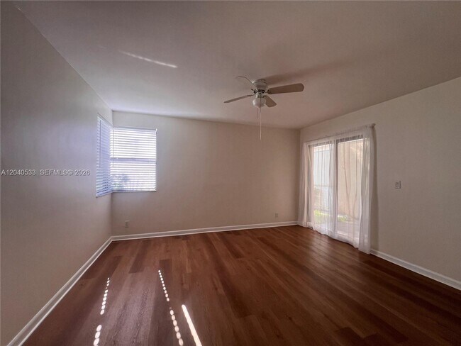 Building Photo - 5661 Riverside Dr