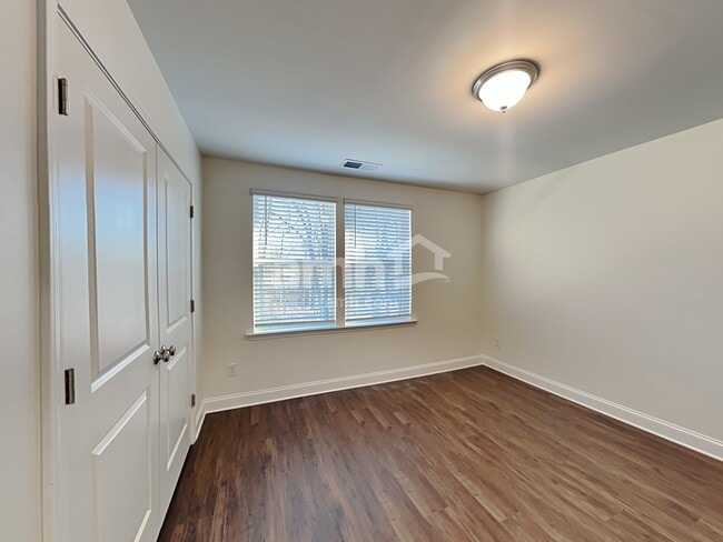 Building Photo - 7023 Garrett Ct