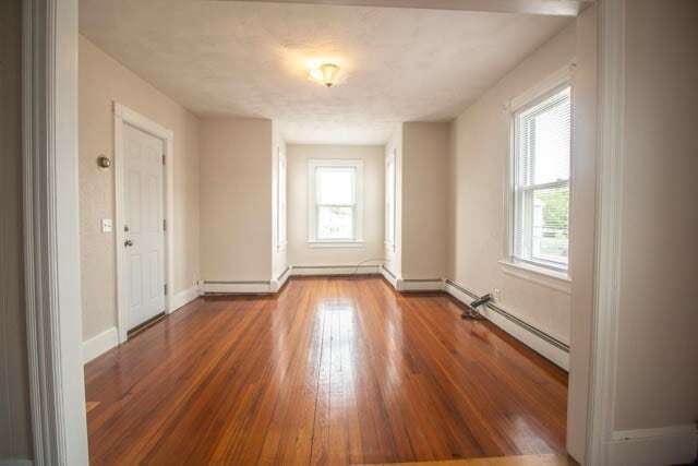 Building Photo - 49 Ivy St