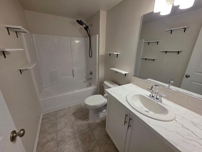 Building Photo - Beautiful home in Airway Heights