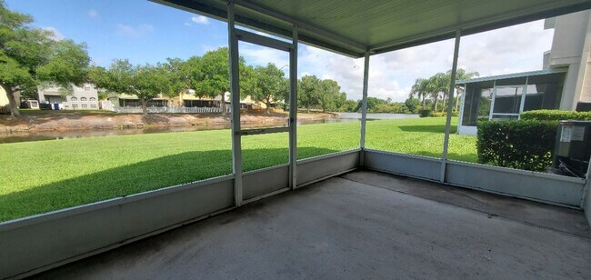 Building Photo - Beautiful 2-Bedroom, 3-Bathroom Townhome in Brandon