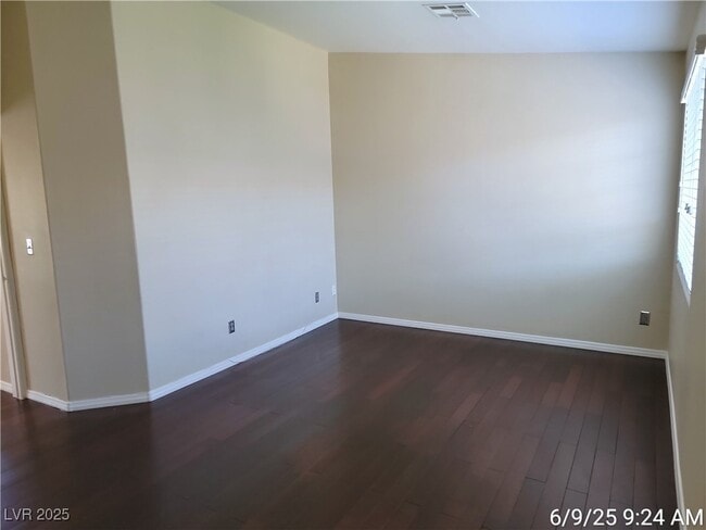 Building Photo - 2528 Sierra Bello Ave