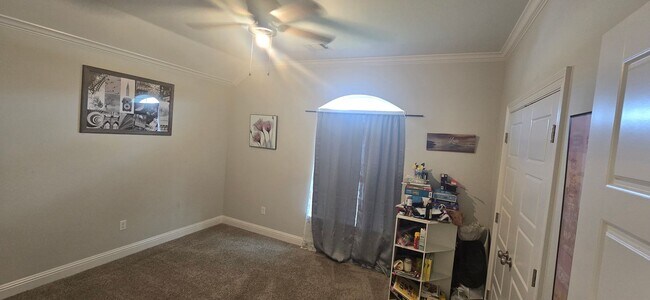 Building Photo - Waterford Bend Subdivision (3 Bedroom 2 Bathroom)