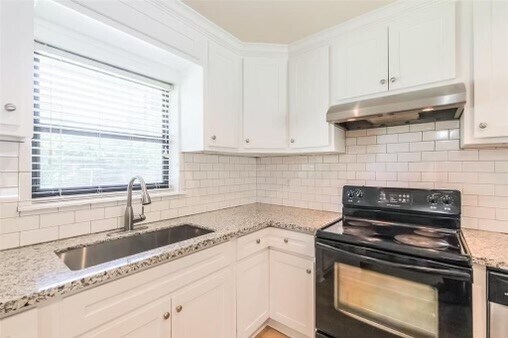 Building Photo - 3103 Maysel St