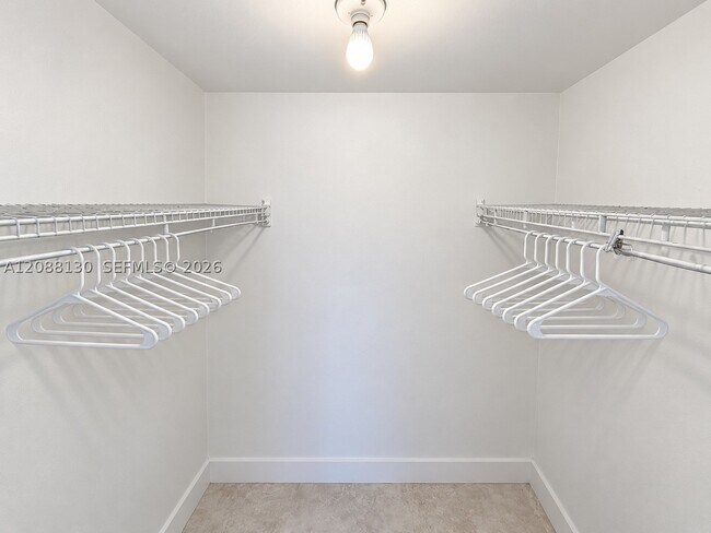 Building Photo - 3725 S Ocean Dr