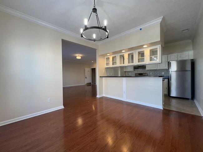 Building Photo - Convenient Newly Remodeled Condo