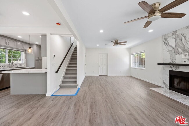 Building Photo - 1342 Mohawk St