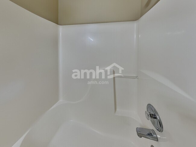 Building Photo - 5705 Valhalla Way