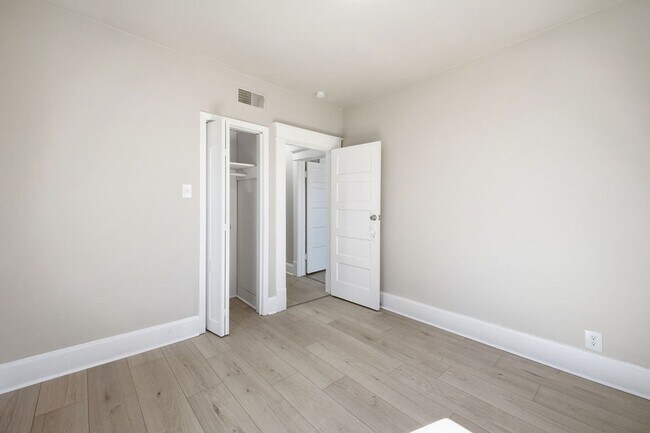 Building Photo - Spacious 4-Bedroom, 1.5-Bath Home with Plenty of Living Space!