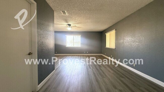 Building Photo - 10544 3rd Ave