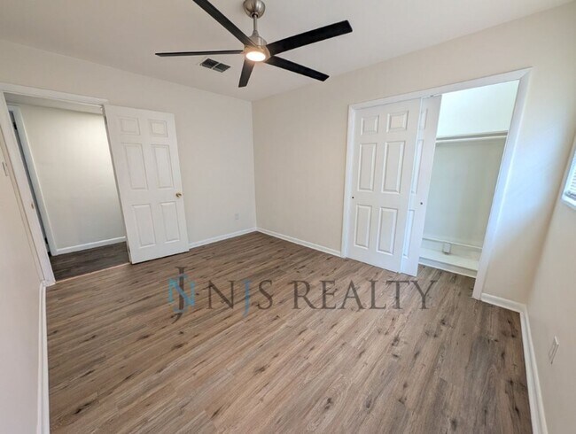 Building Photo - Beautiful 4/2/2 home with a POOL, 1700 Sq. Ft. with fenced yard, TONS of renovations