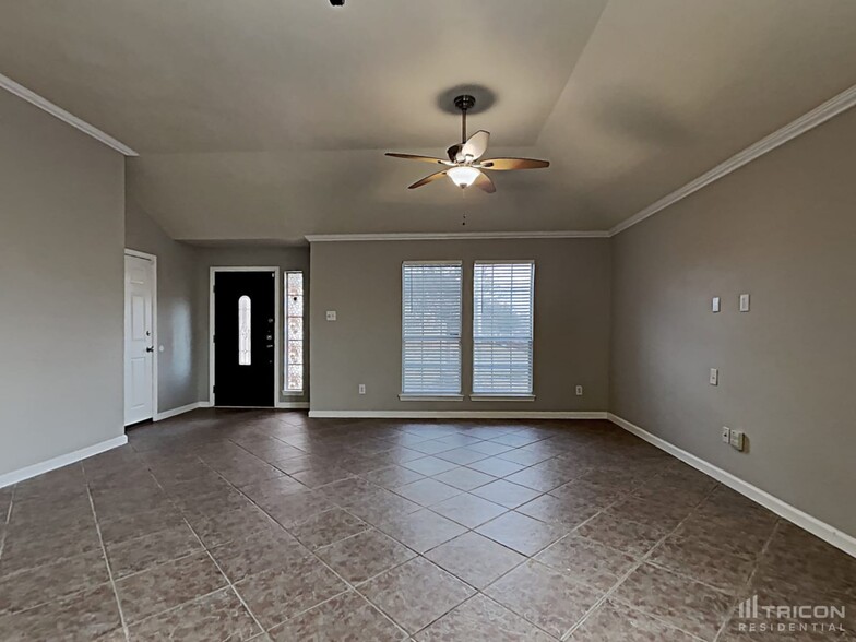 Building Photo - 1240 Estival Dr