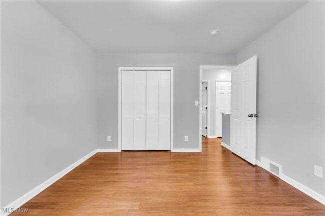 Building Photo - 33555 Wagon Wheel Dr