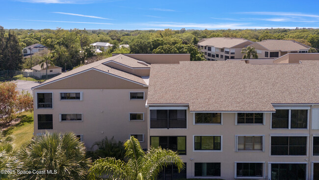 Building Photo - 6165 S Mirror Lake Dr