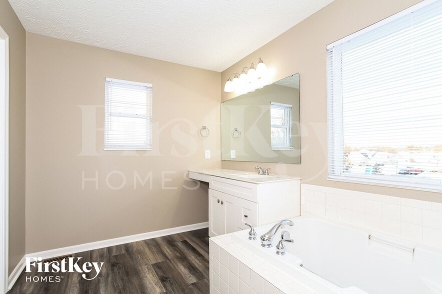 Building Photo - 26 Forest Pond Dr