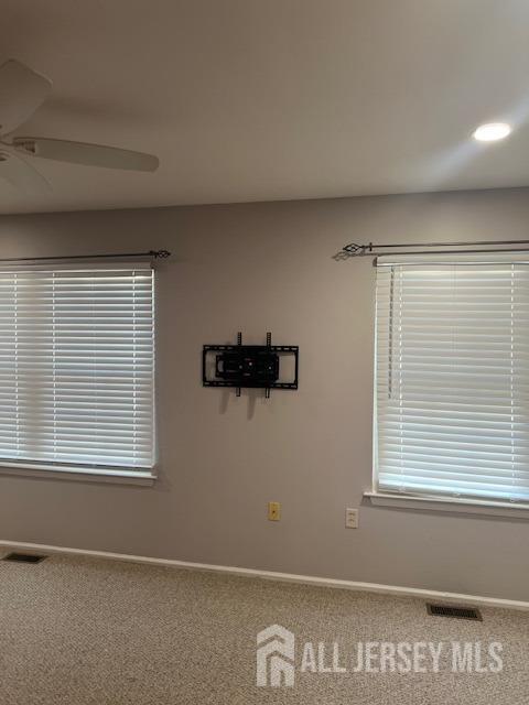 Building Photo - 364 Hadleigh Ln