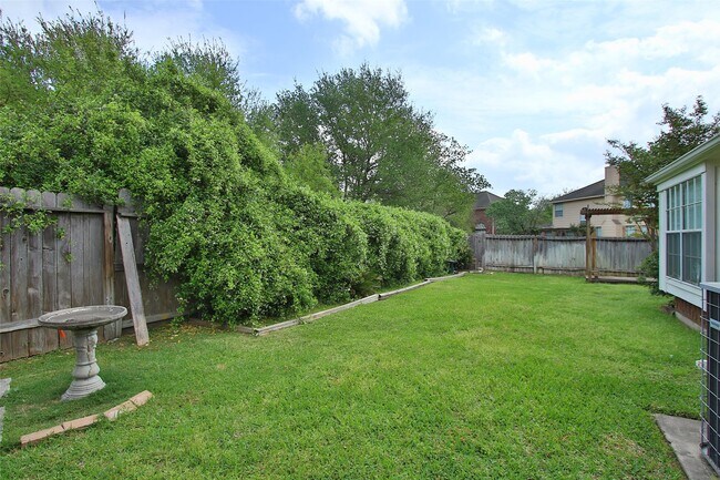 Building Photo - 9822 Therrell Dr