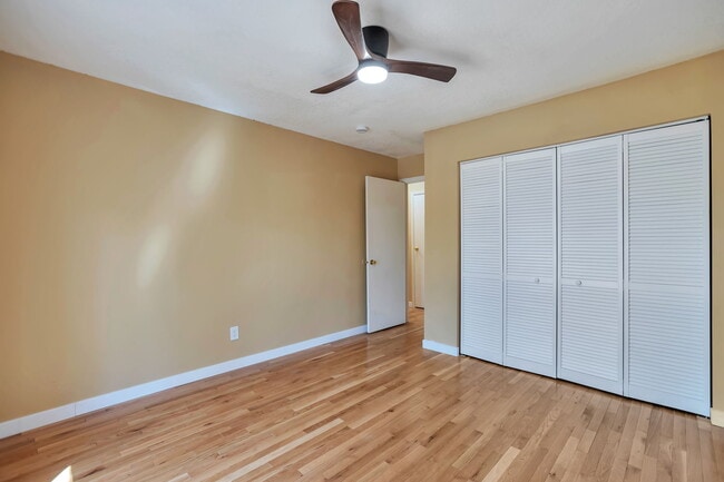 Building Photo - 1107 E 15th Ave