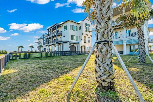 Building Photo - 312 Seagrass