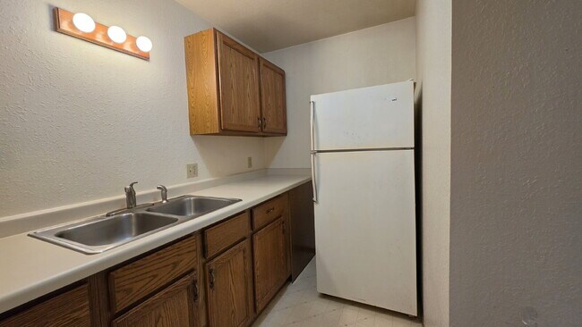 Building Photo - "Charming Upper Studio in Kimberly: "