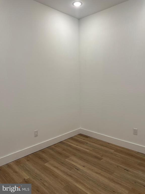 Building Photo - 2317 N 33rd St
