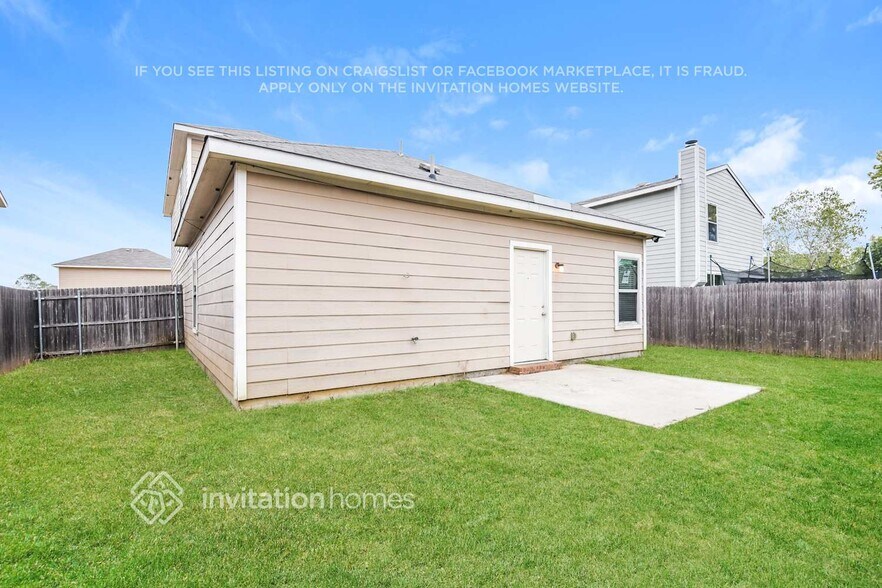 Building Photo - 1609 Vineridge Ln